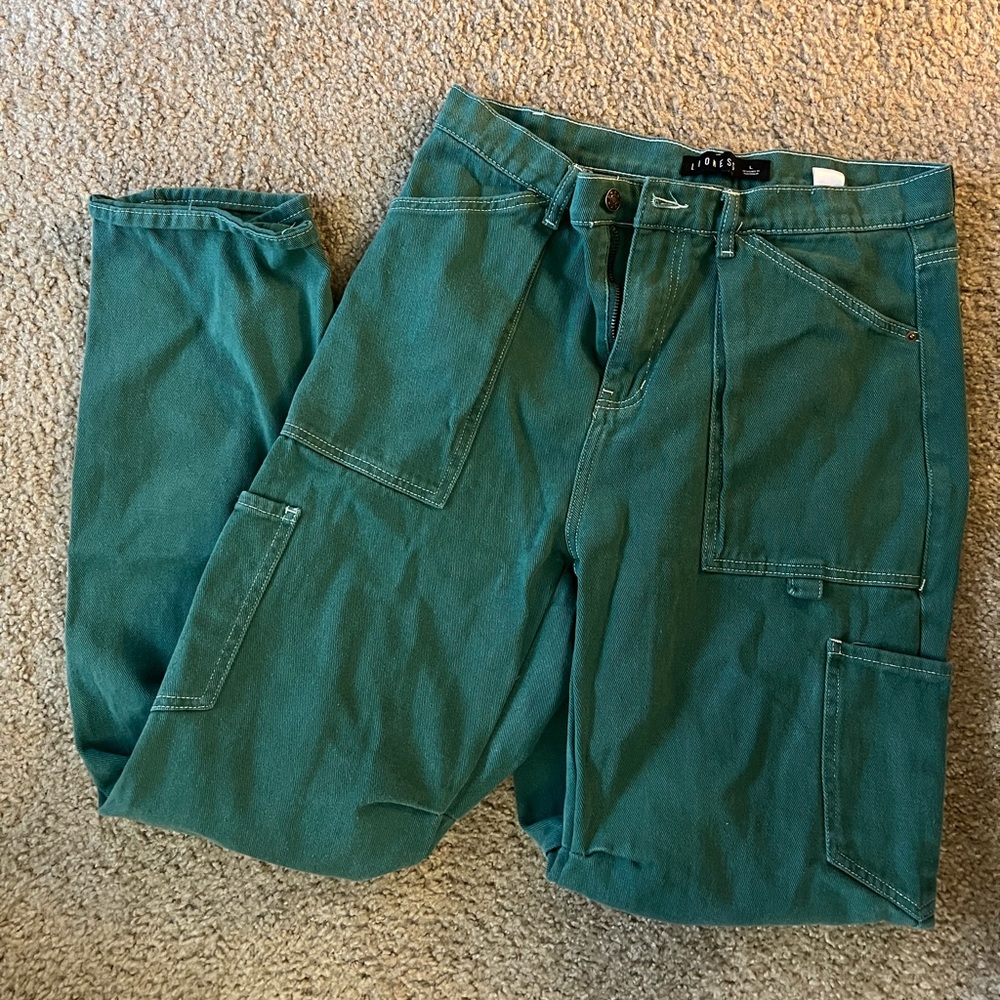 Never worn cargo pants from Princess Polly